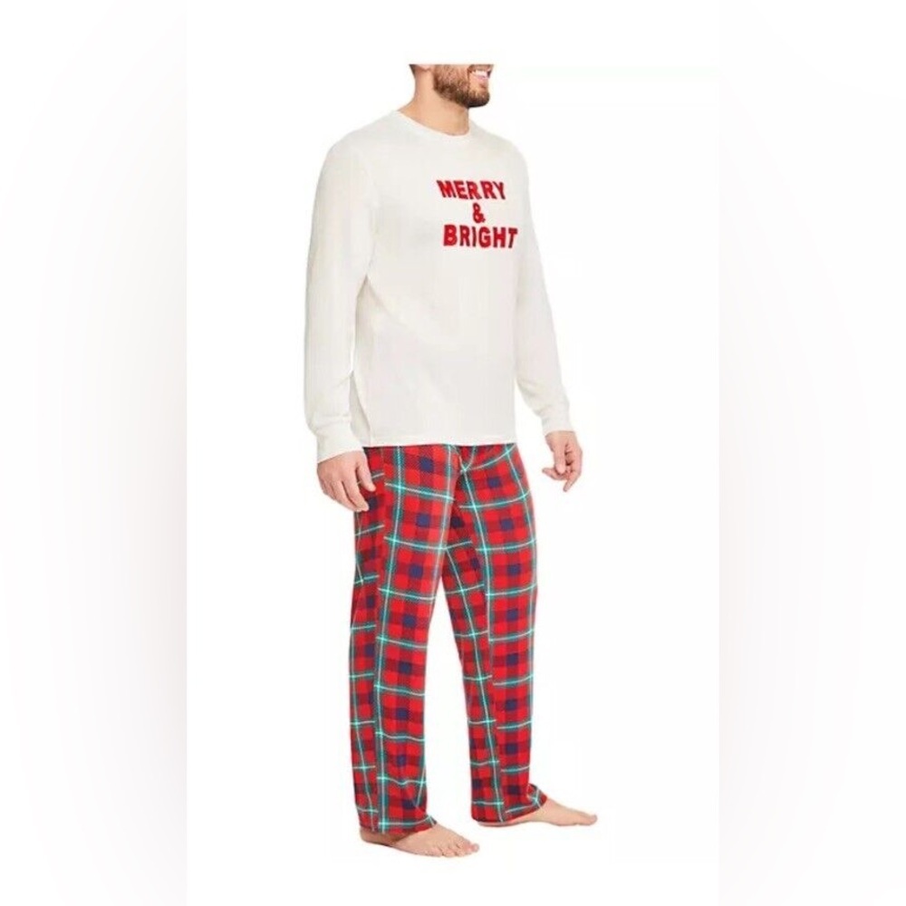 NWOT! Holiday Family Merry and Bright‎ Pj Set